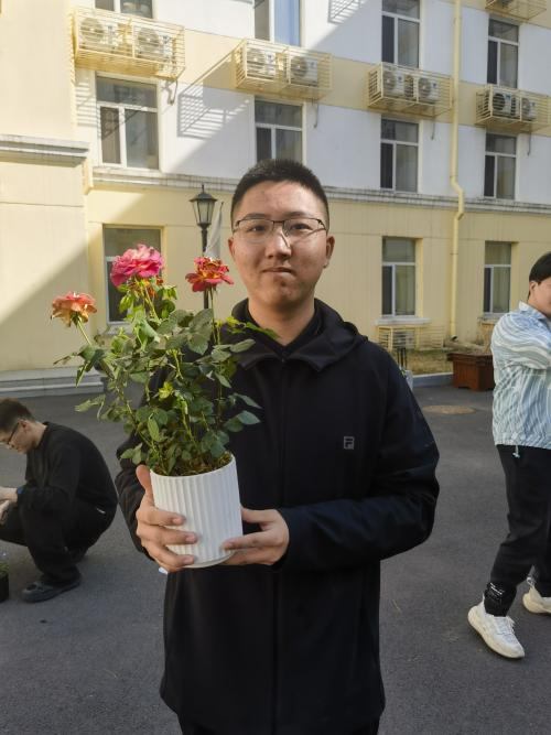 image-20250422093713-4